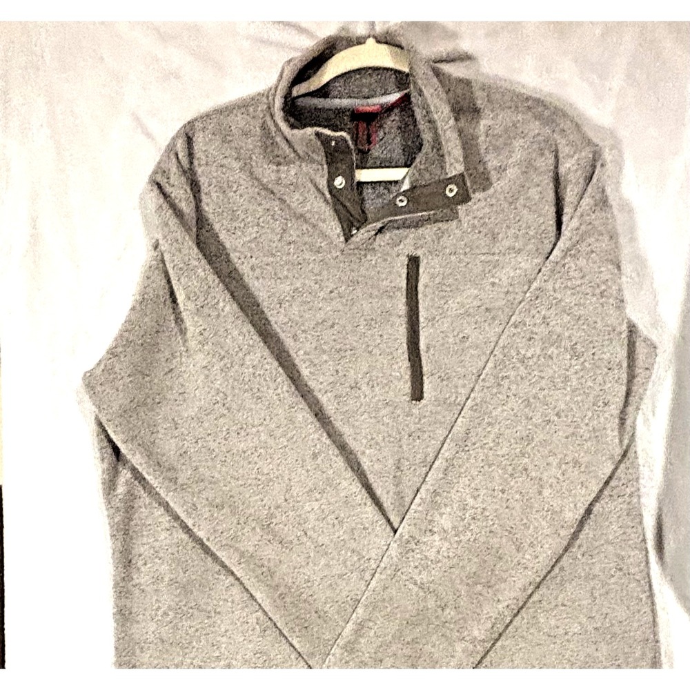 Eastern Mountain Sports Mens Large Gray Fleece Pullover